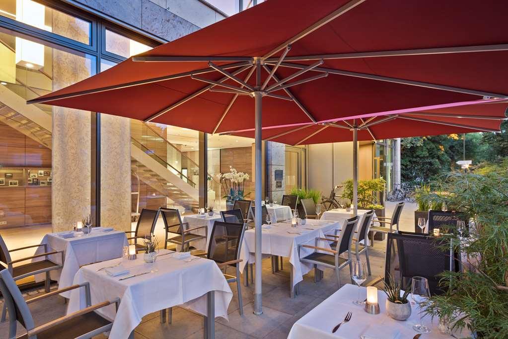 Meliá Düsseldorf Hotel Étterem fotó
